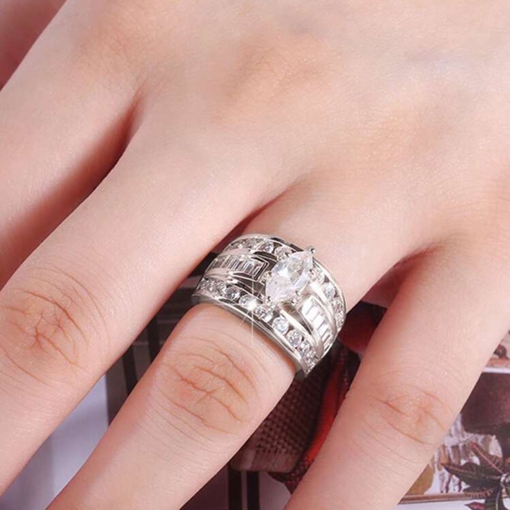 Tear drop wedding ring